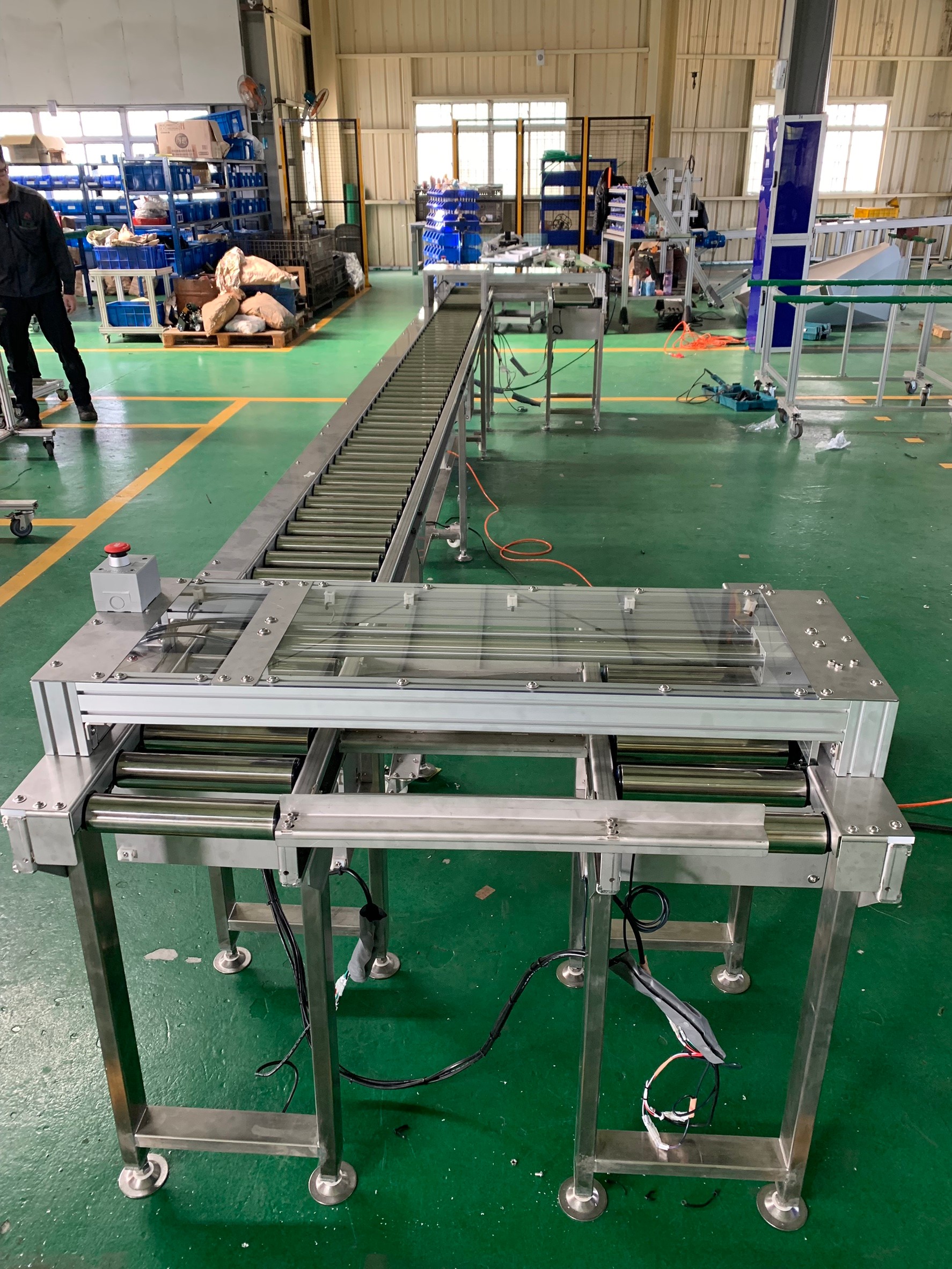 Circulating stainless steel power roller transfer conveyor - APL CONVEYOR ENTERPRISE CO.,LTD