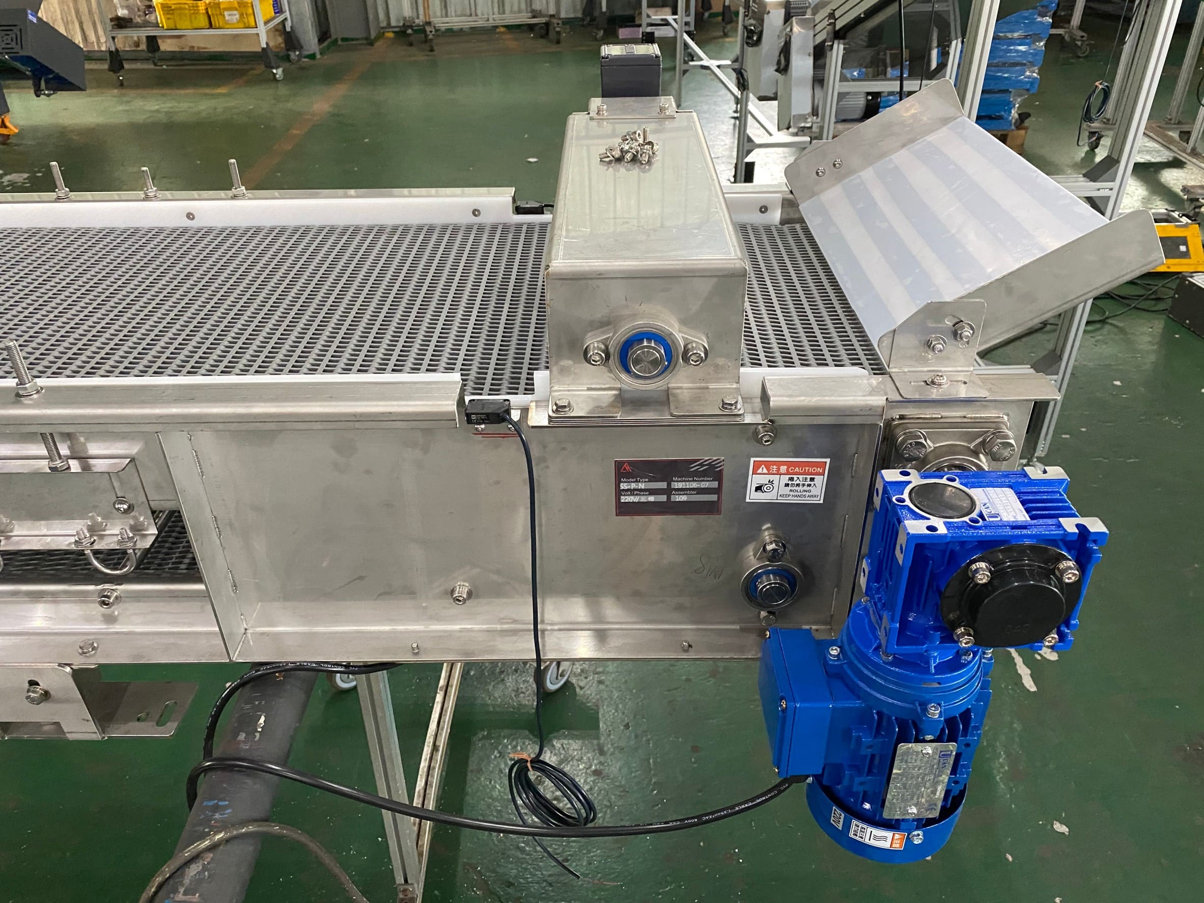Aluminum Extrusion Plastic Plate Belt Conveyor -Lichen Conveyor Automatic Equipment Co., Ltd.