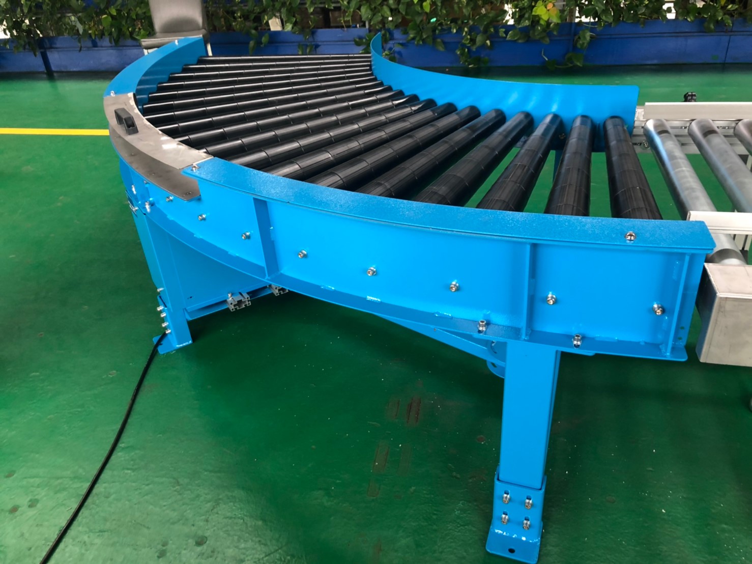 Power roller conveyor equipment- APL CONVEYOR Automatic ENTERPRISE CO.,LTD