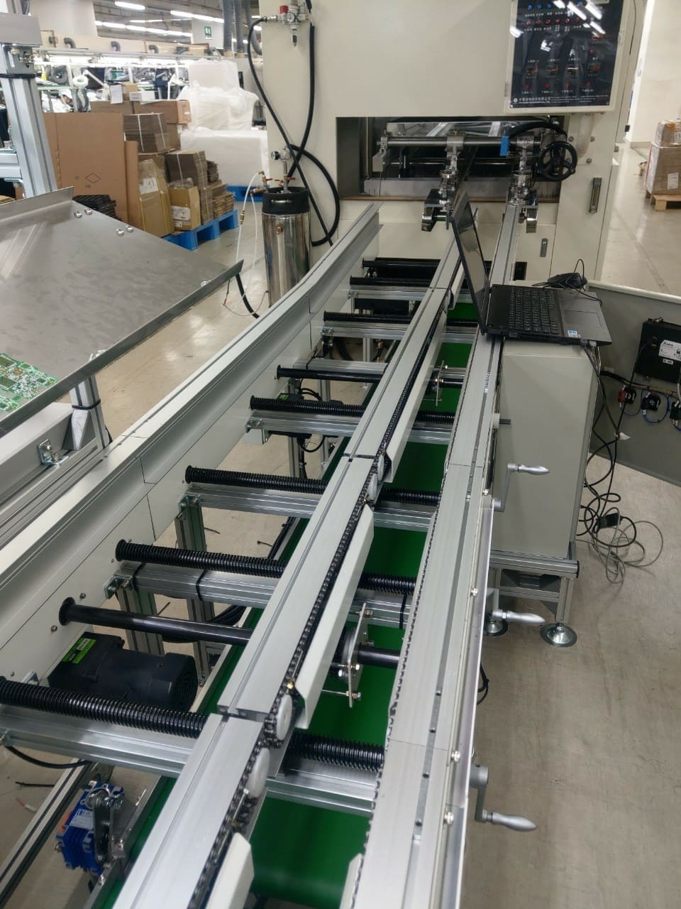 回流式鏈條整廠輸送帶-沅祐輸送機自動化設備公司