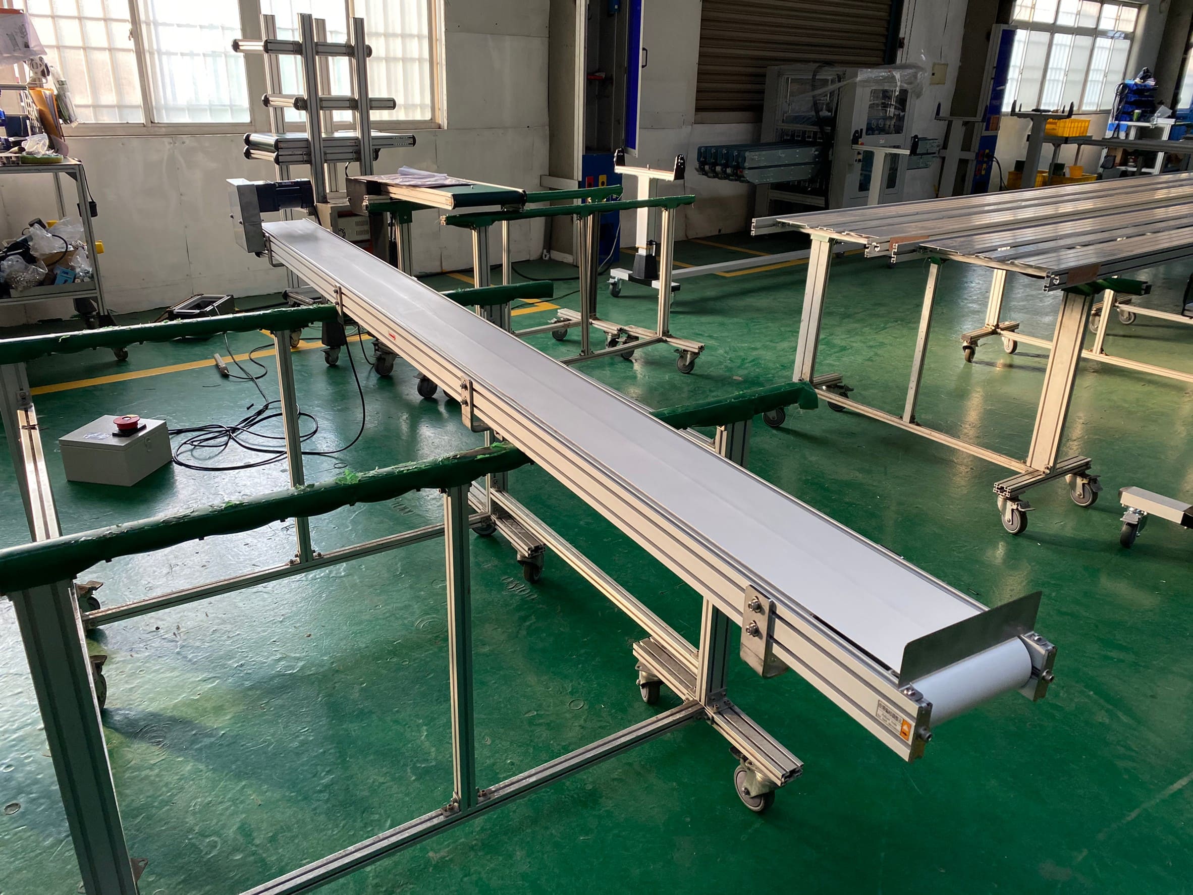 Belt Flat Conveyor Made With Aluminum extrusion  - APL Conveyor Automatic Equipment Co., Ltd.