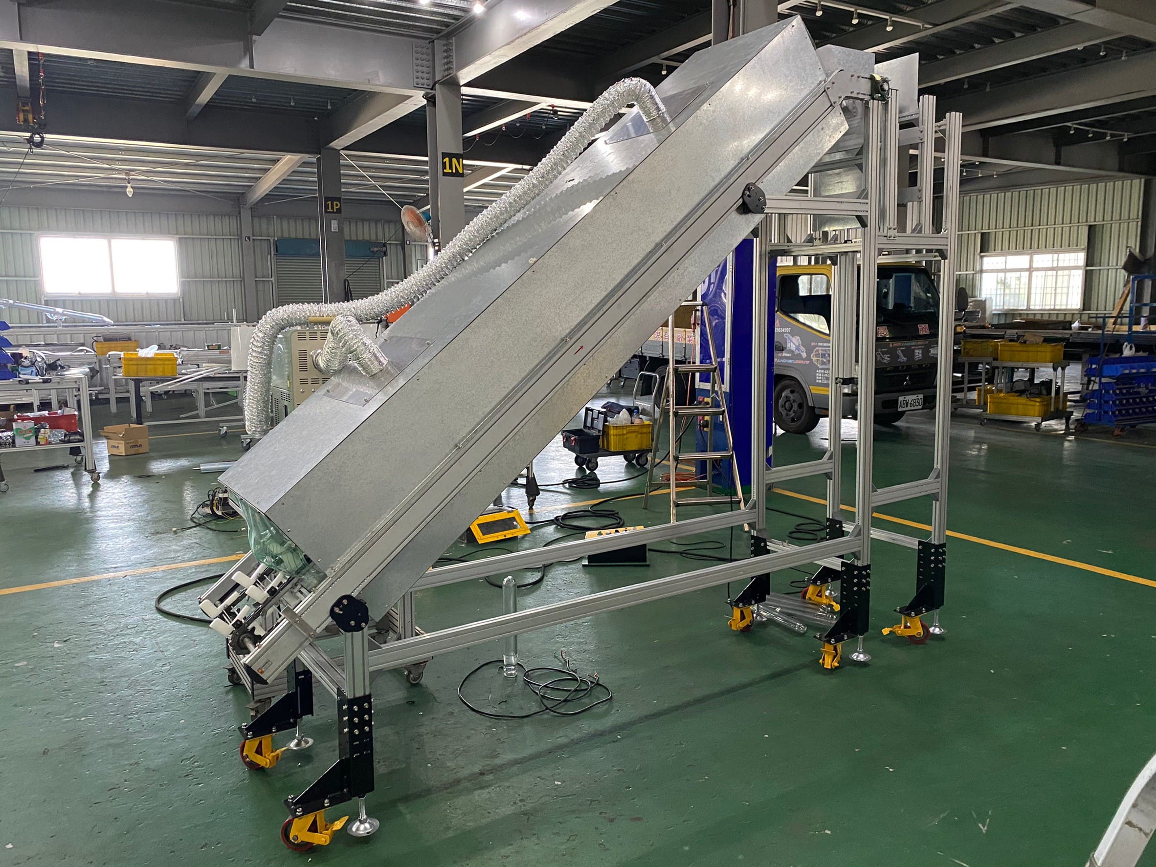Goose-Head Chain Conveyor Made Mith Aluminum Extrusion -Lichen Conveyor Automatic Equipment Co., Ltd.