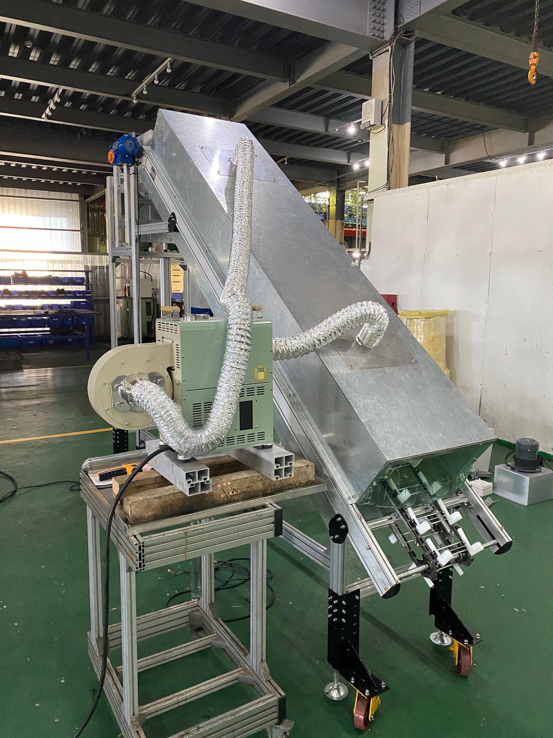 Goose-Head Chain Conveyor Made Mith Aluminum Extrusion -Lichen Conveyor Automatic Equipment Co., Ltd.