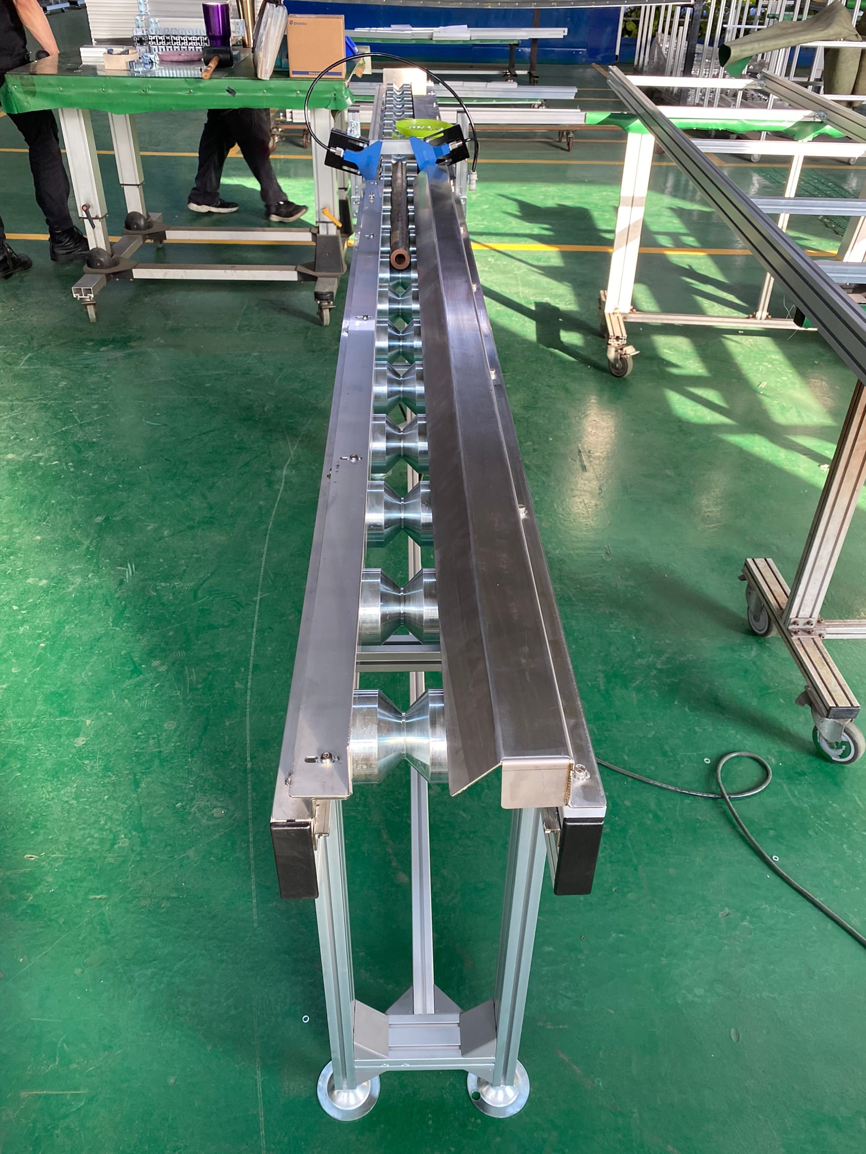 Roller-Conveyor Made With Aluminum Extrusion - APL Conveyor Automatic Equipment Co., Ltd.