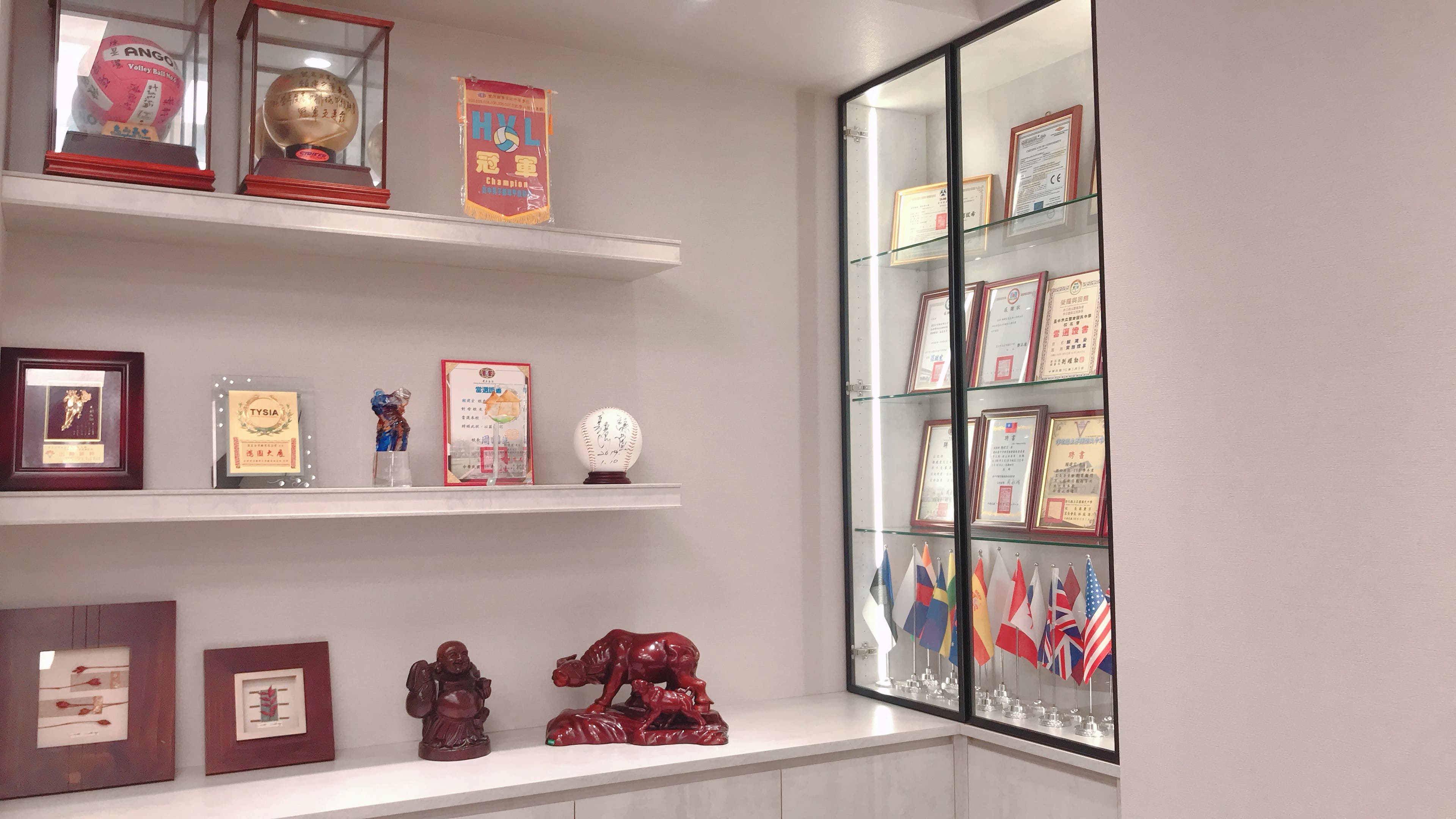 Completed the renovation of the office on the second floor Automatic Equipment Co., Ltd. Completed the renovation of the office on the second floor Automatic Equipment Co., Ltd.