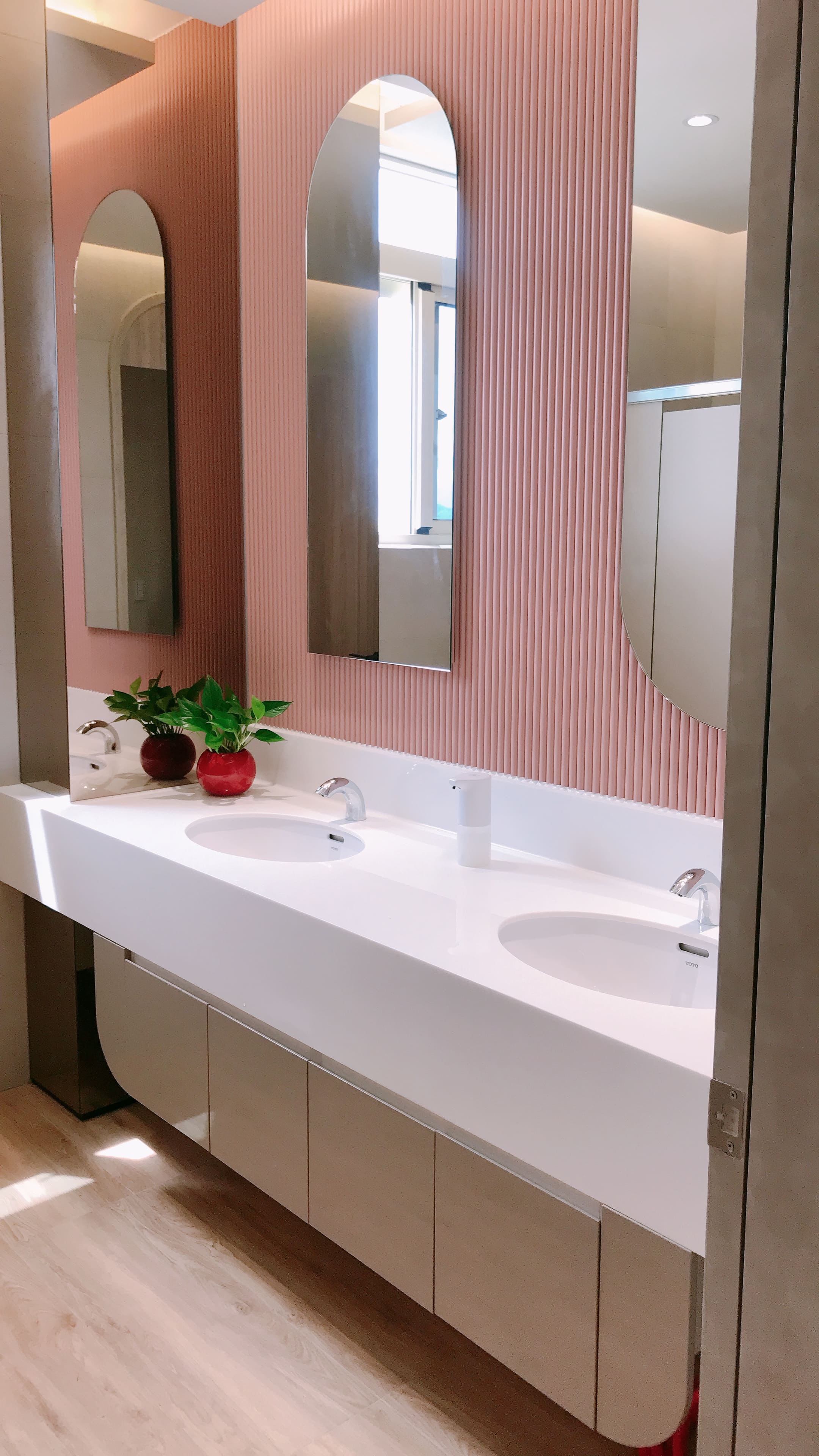 Completed the renovation of the office on the second floor Automatic Equipment Co., Ltd.