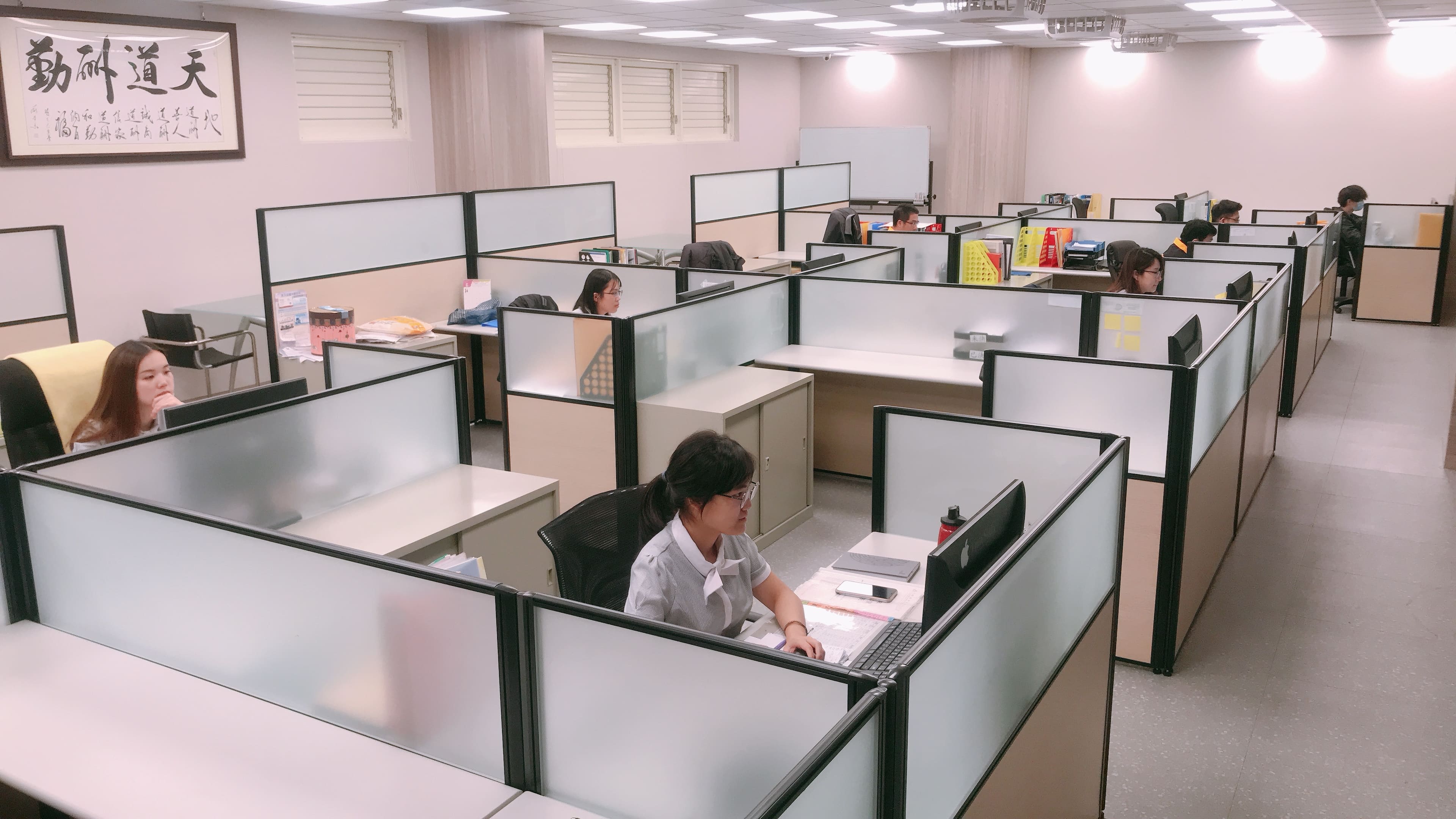 Completed the renovation of the office on the second floor Automatic Equipment Co., Ltd. Completed the renovation of the office on the second floor Automatic Equipment Co., Ltd.