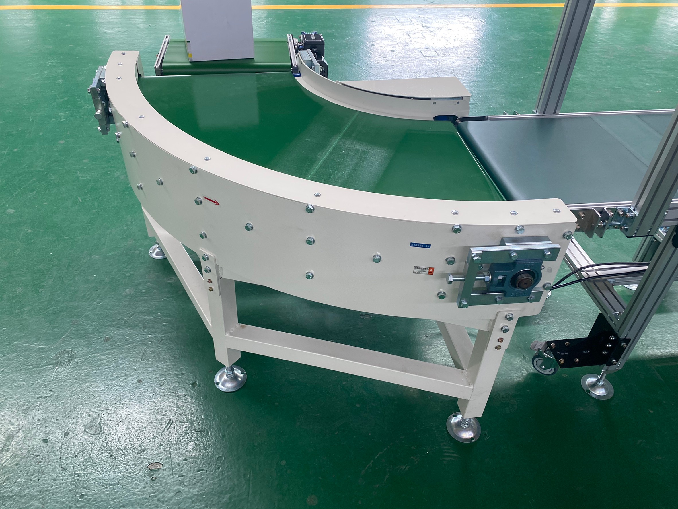 Overturning flat conveyor - Yuan Yu Conveyor Automatic Equipment Co., Ltd.