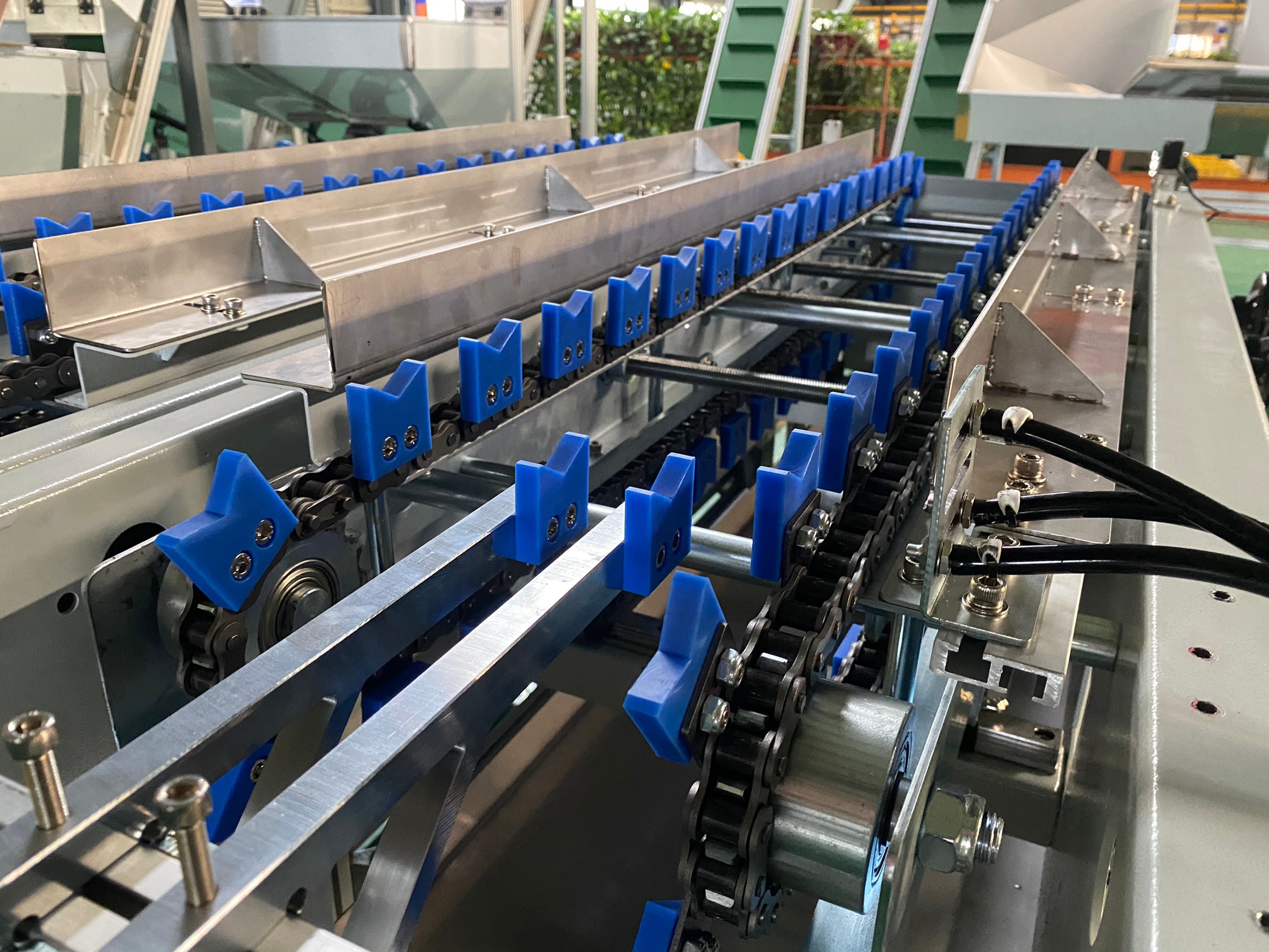 Double chain fixture conveyor - Yuan Yu Conveyor Automatic Equipment Co., Ltd.