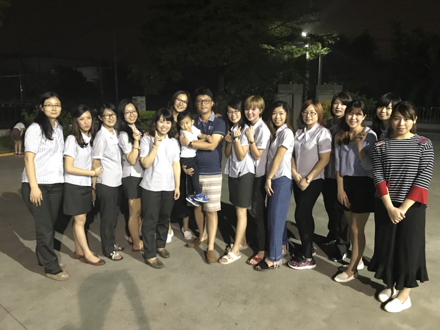 麗晨、沅祐烤肉大會