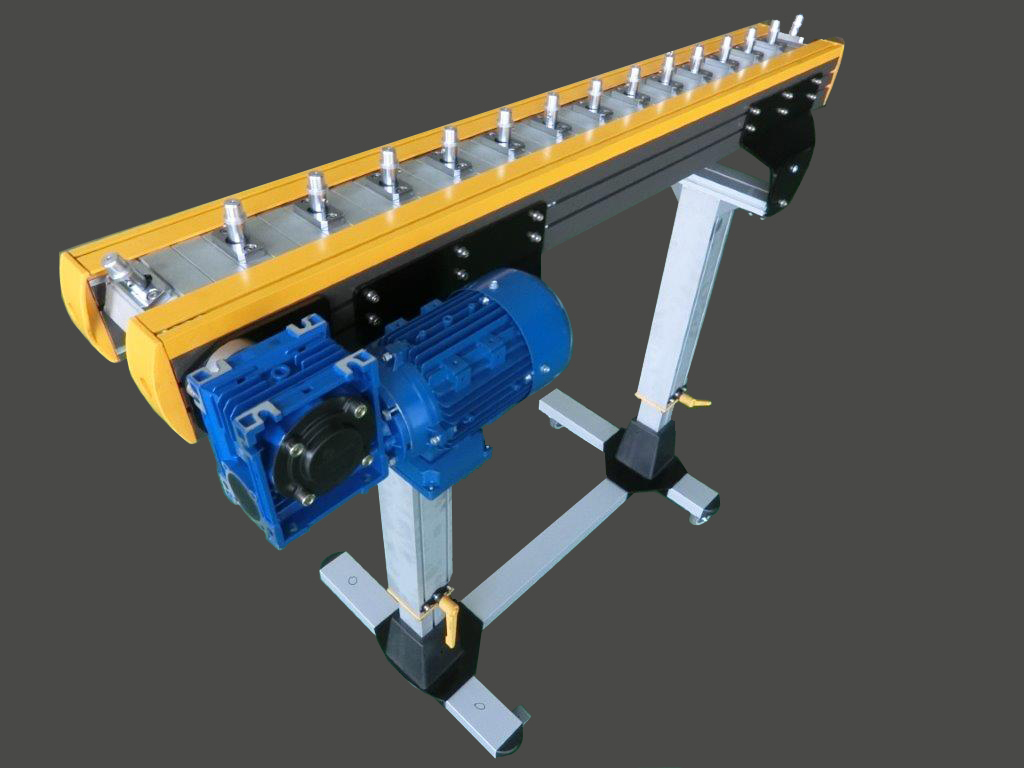治具輸送機